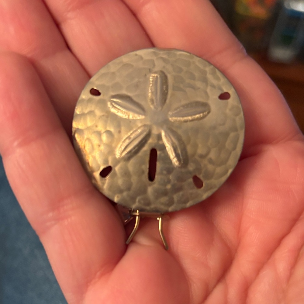 Vintage Hair Barrette Sand Dollar Brass Metal Wire Clasp Hair Accessory